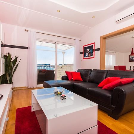 Apartments Barba Трогир Екстериор снимка