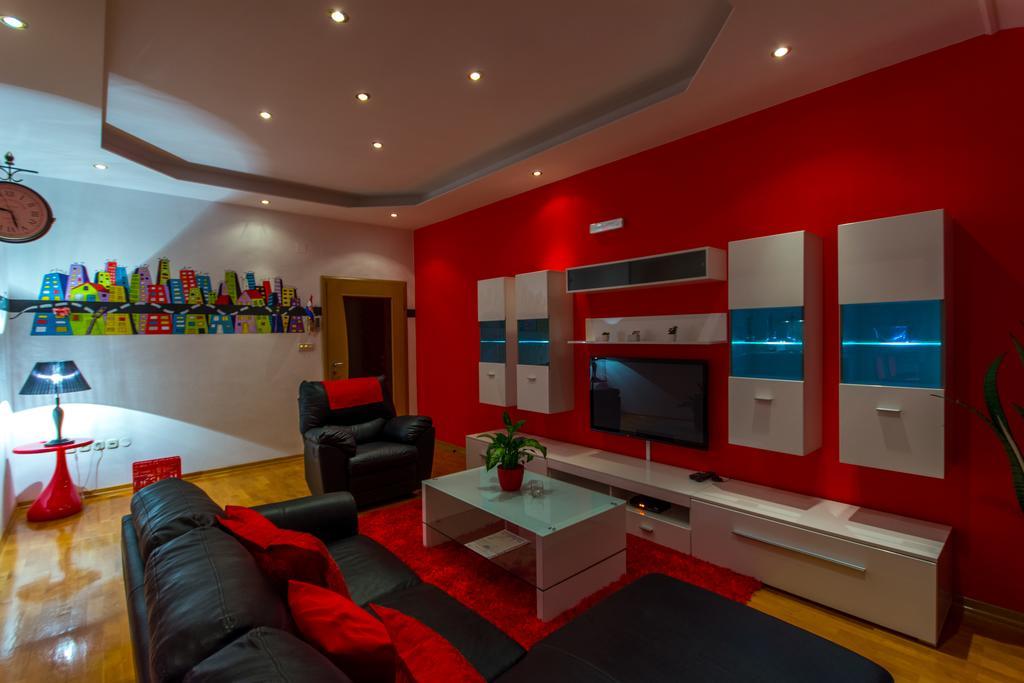 Apartments Barba Трогир Екстериор снимка